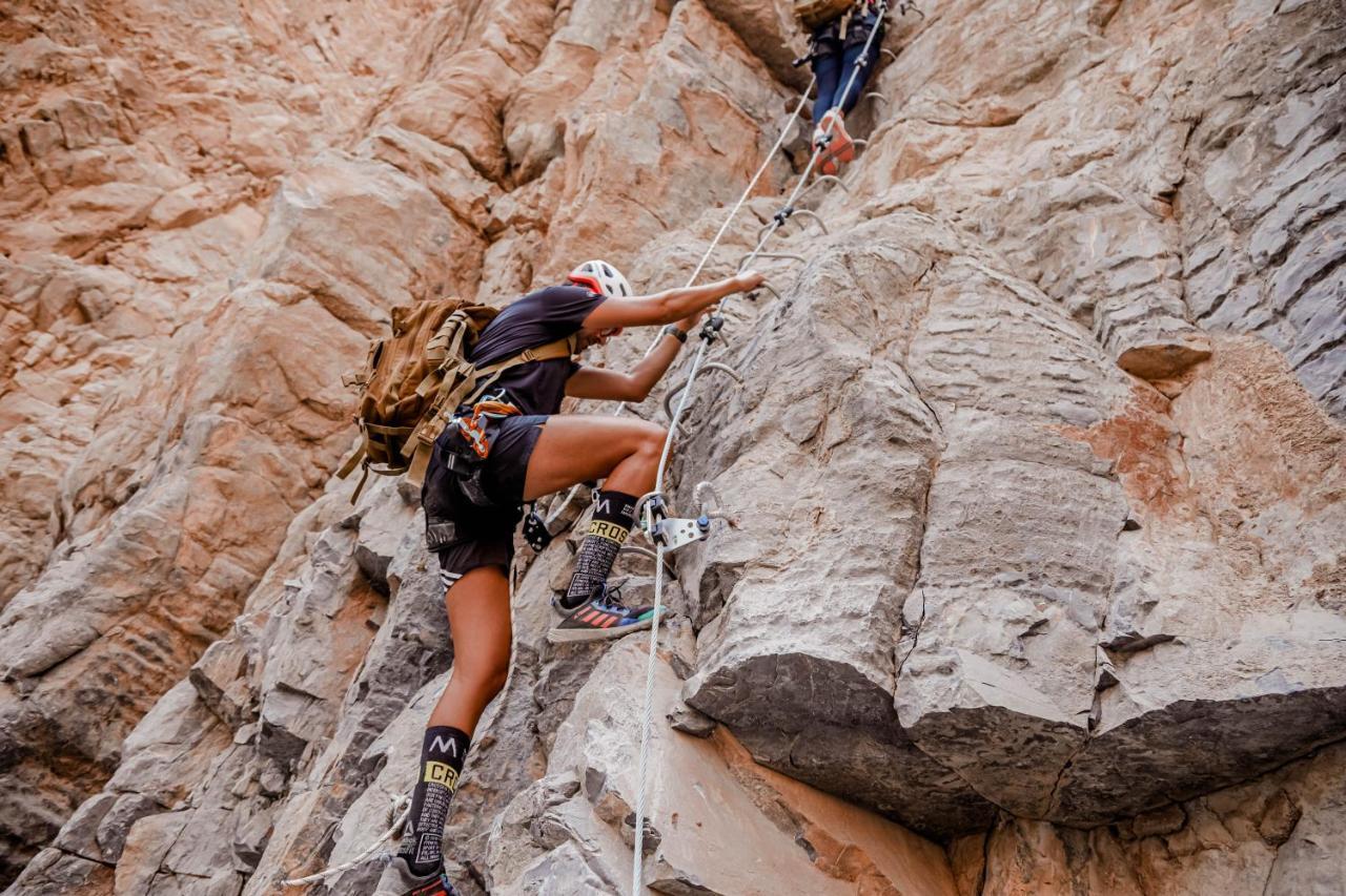 Bear Grylls Explorers Camp رأس الخيمة المظهر الخارجي الصورة